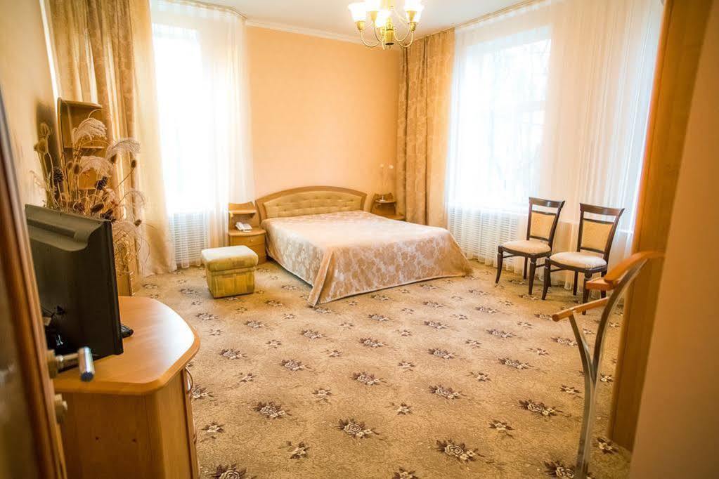 נלצ'יק Grand Kavkaz Hotel מראה חיצוני תמונה